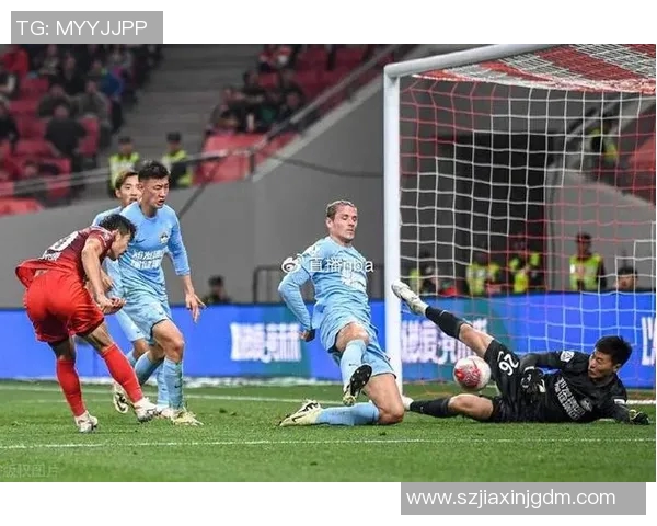 中国足球明星的成长历程与成就探索从李玮锋到武磊的传奇之路